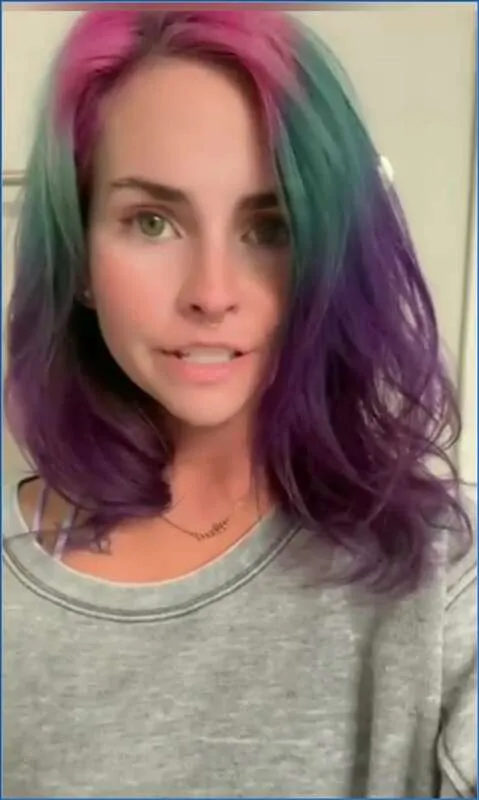 LilbuttLex si scopa la bocca aperta con il Dirty Talk - Parte 2 - vidéo fétiche