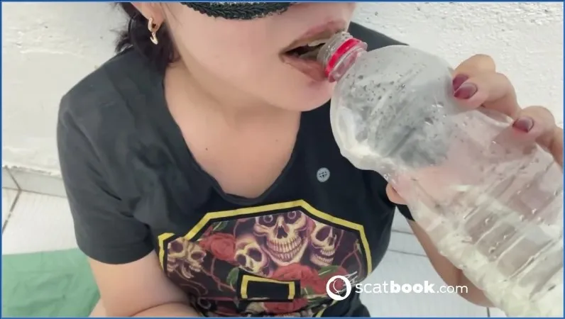 Casal Fist si butta nel feci e nello scat naturali - vidéo fétiche