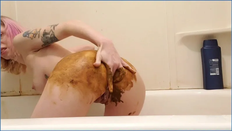 Scat-Shop.com: xxecstacy si spalma di cacca in primissimo piano durante il ditaling anale - vidéo fétiche