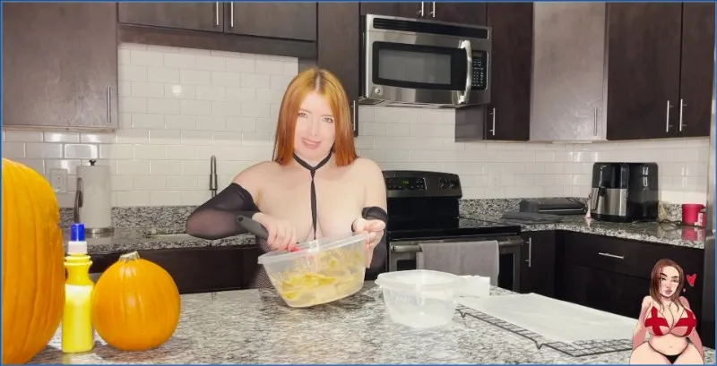 GingerCris impasta biscotti sporchi di scat e si impiastriccia tutto - video scat