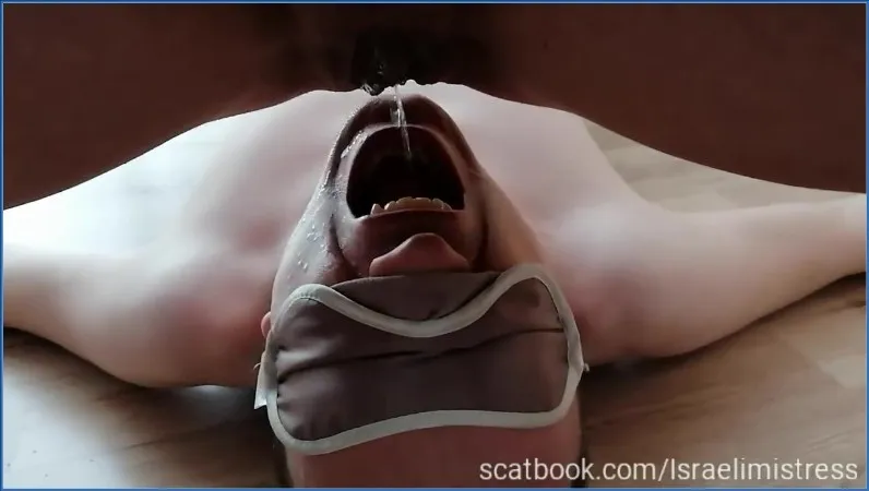 Mistress Jardena sfrutta la sua cagna da water low cost per le sue urgenze - video scat