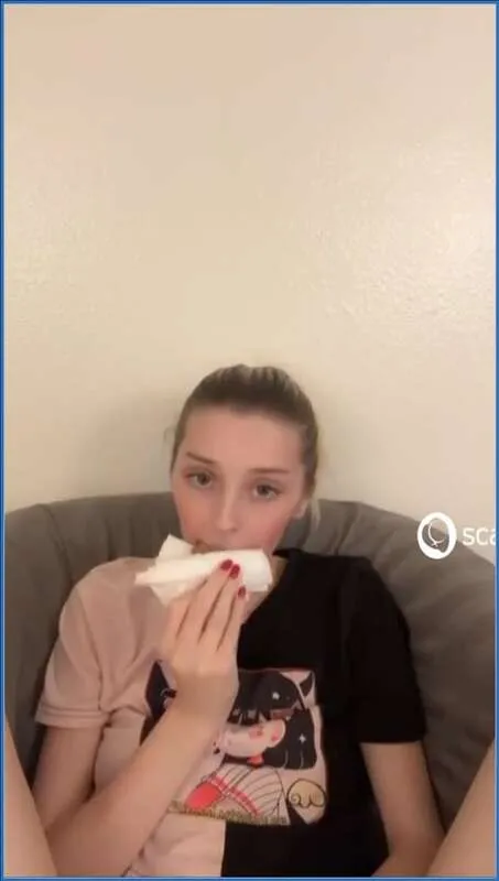 Maria Anjel inizia la sua video di scatola di scat - vidéo fétiche